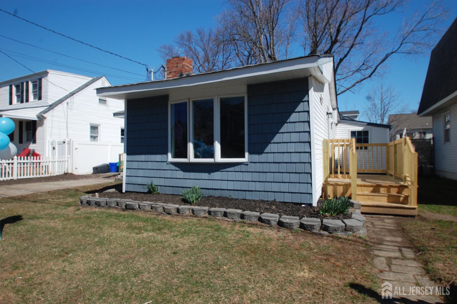 807 6th Street Image 2