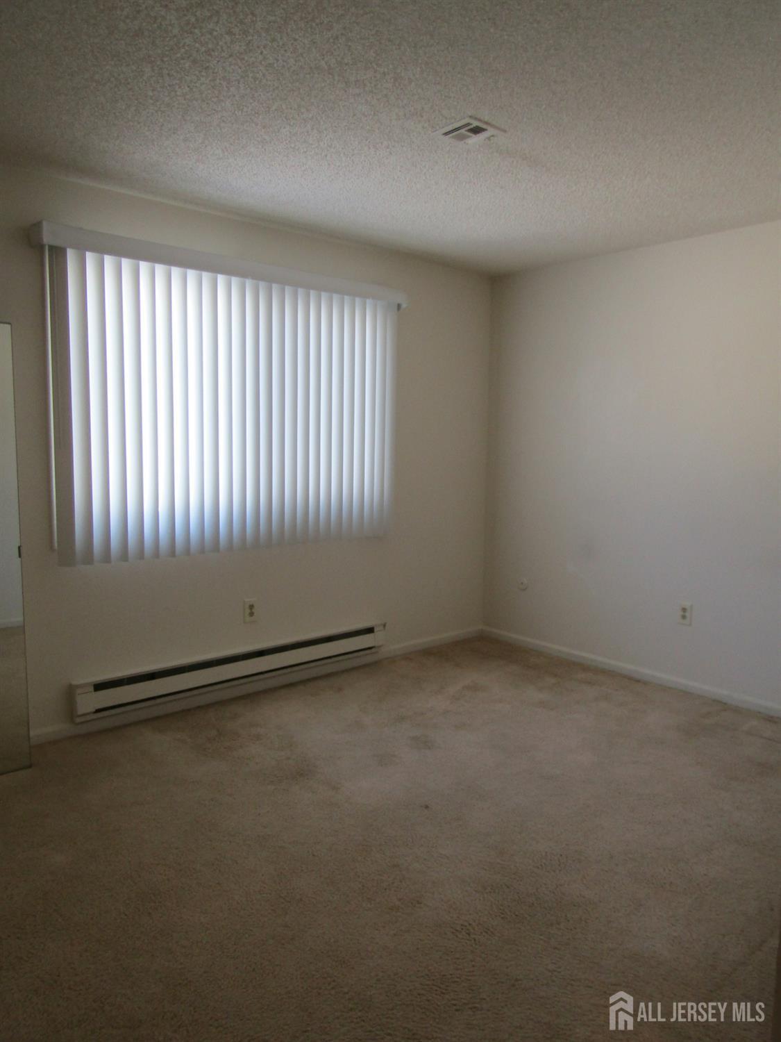 538 Sutton Way N, Monroe, NJ, 08831 image 21