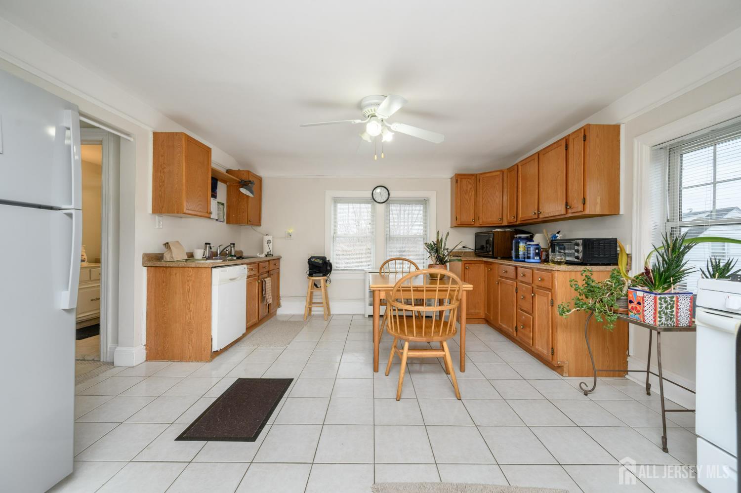 324 N 8th Avenue, Manville, NJ, 08835 image 24