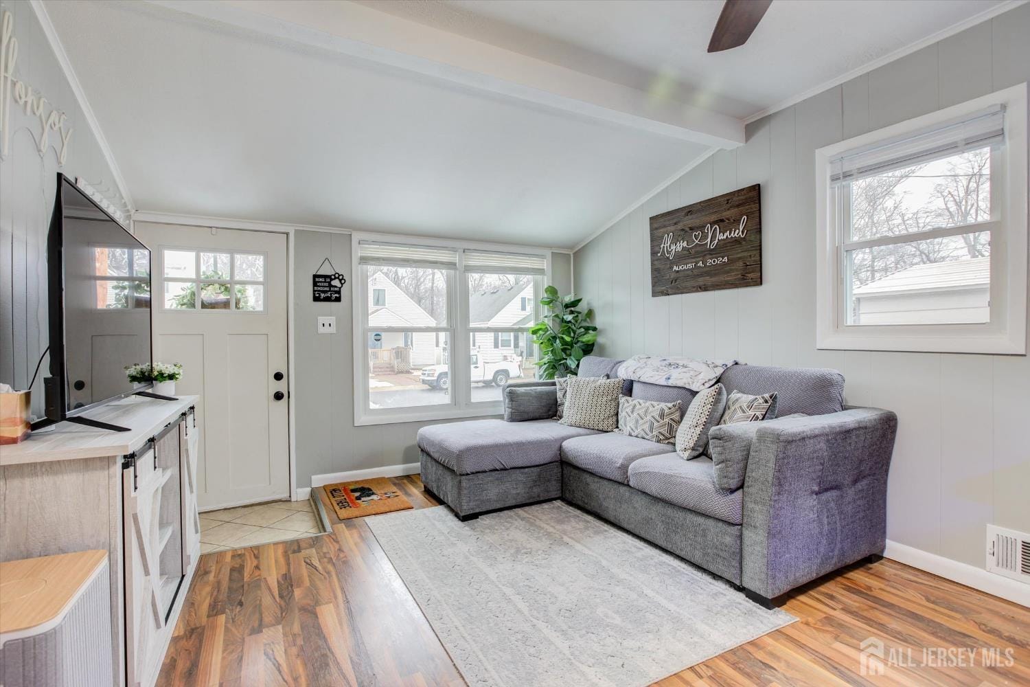 54 Red Bank Road Image 4