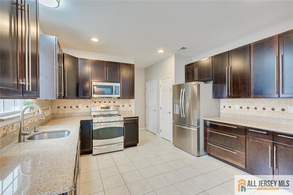 10 Eddington Lane, Monroe, NJ, 08831 image 10