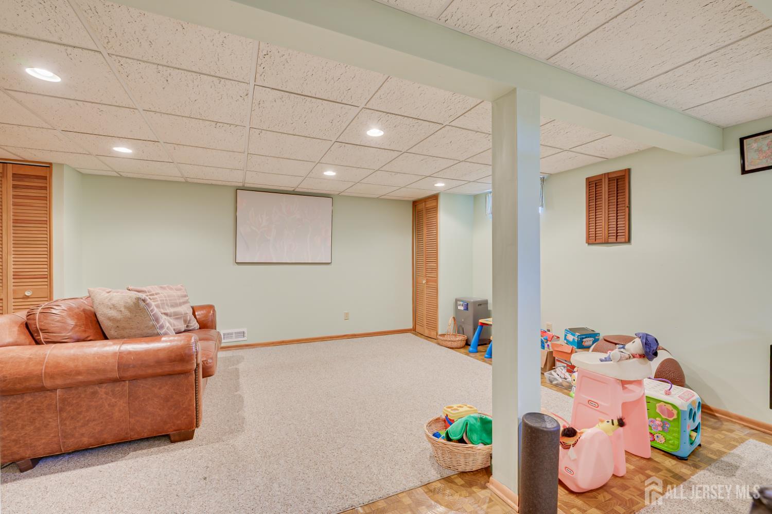 19 Annette Drive, Edison, NJ, 08820 image 41