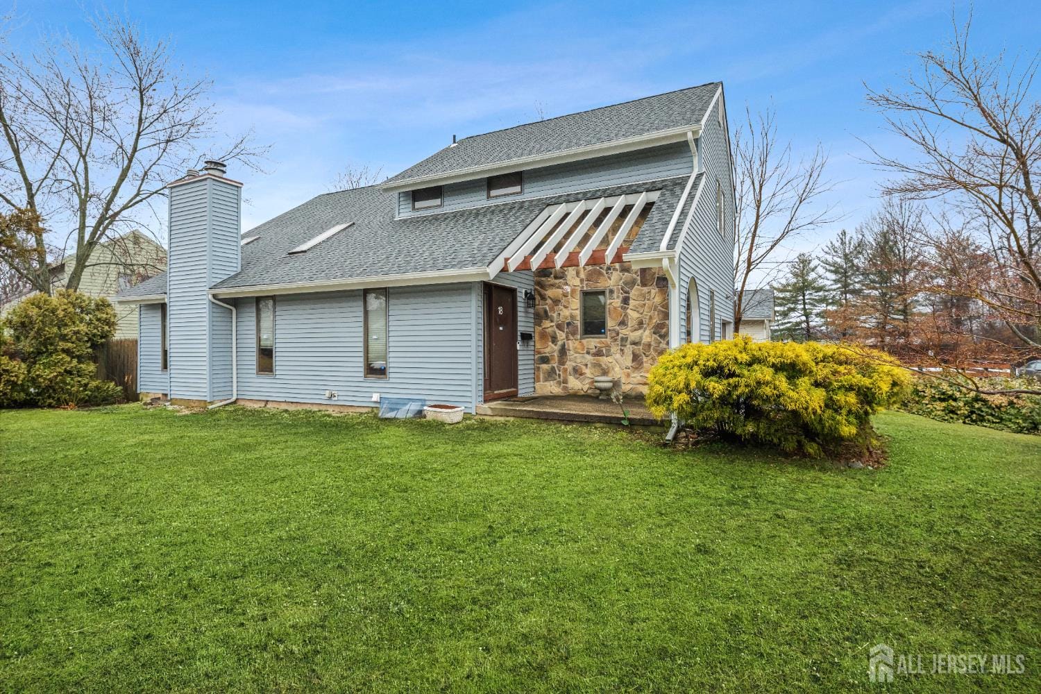 18 Erik Drive, North Brunswick, NJ, 08902