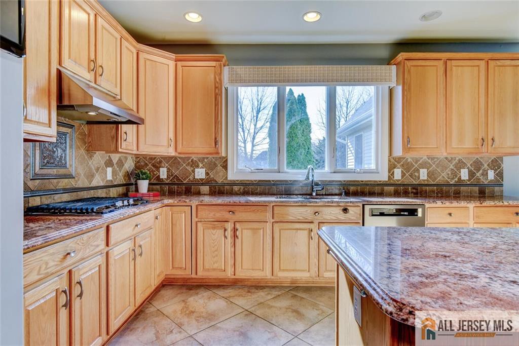 4 Stone Meadow Court, Plainsboro, NJ, 08536 image 35