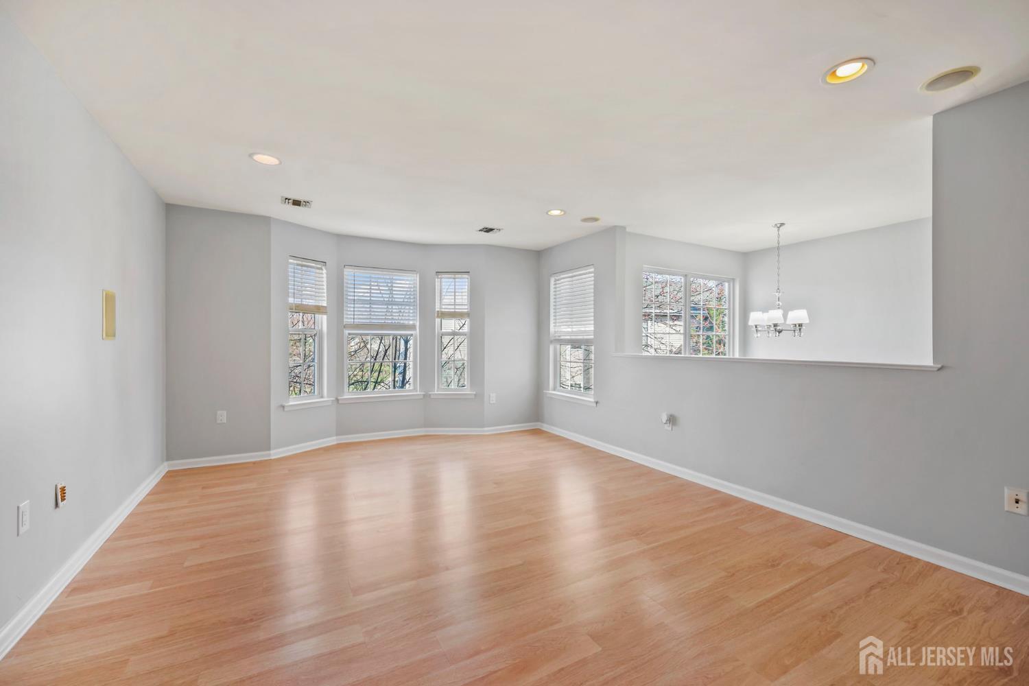 189 Sunshine Drive, Piscataway, NJ, 08854 image 6