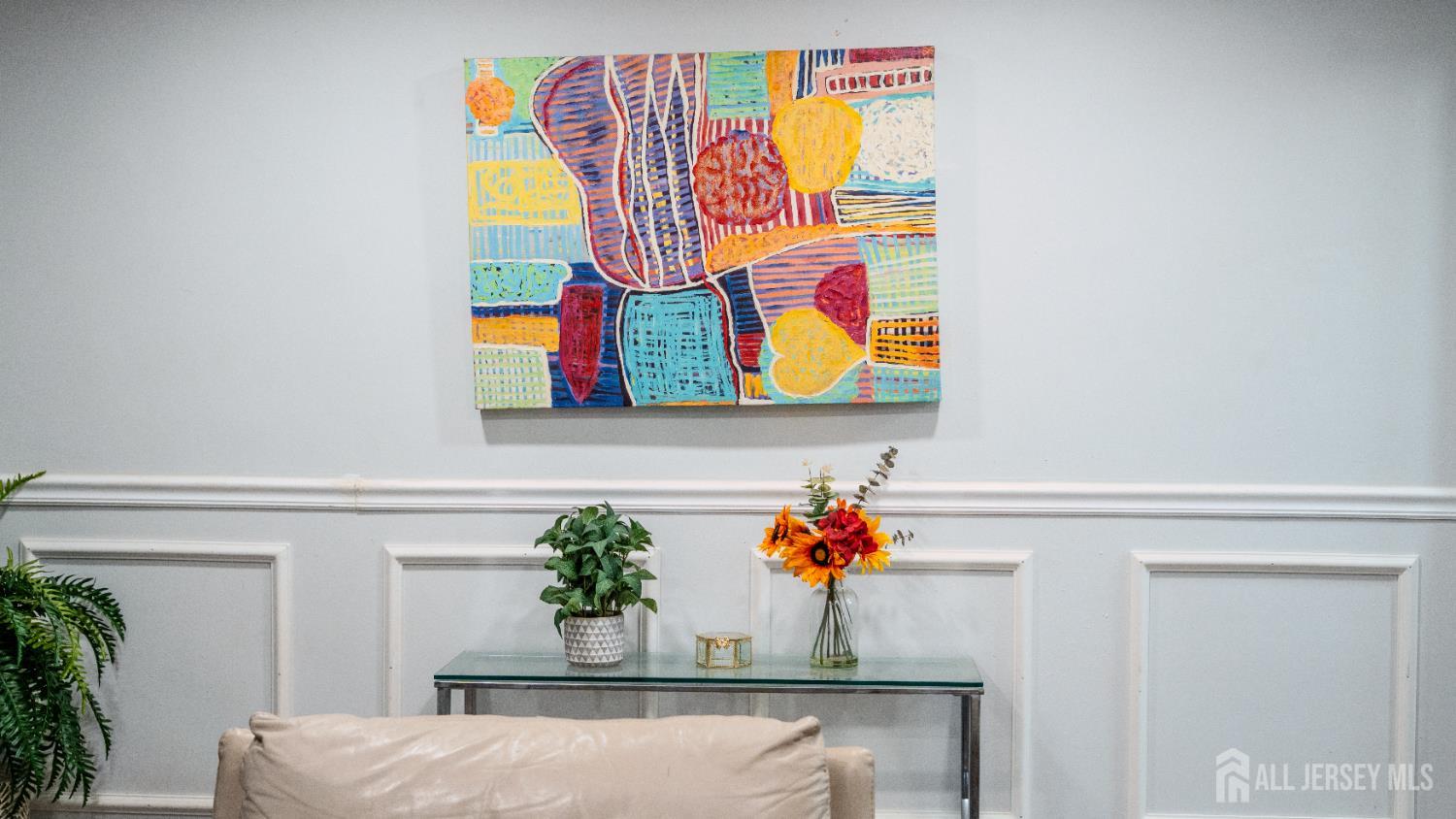 636 Lee Street Image 5