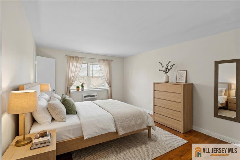 132 The Orchard L Image 2