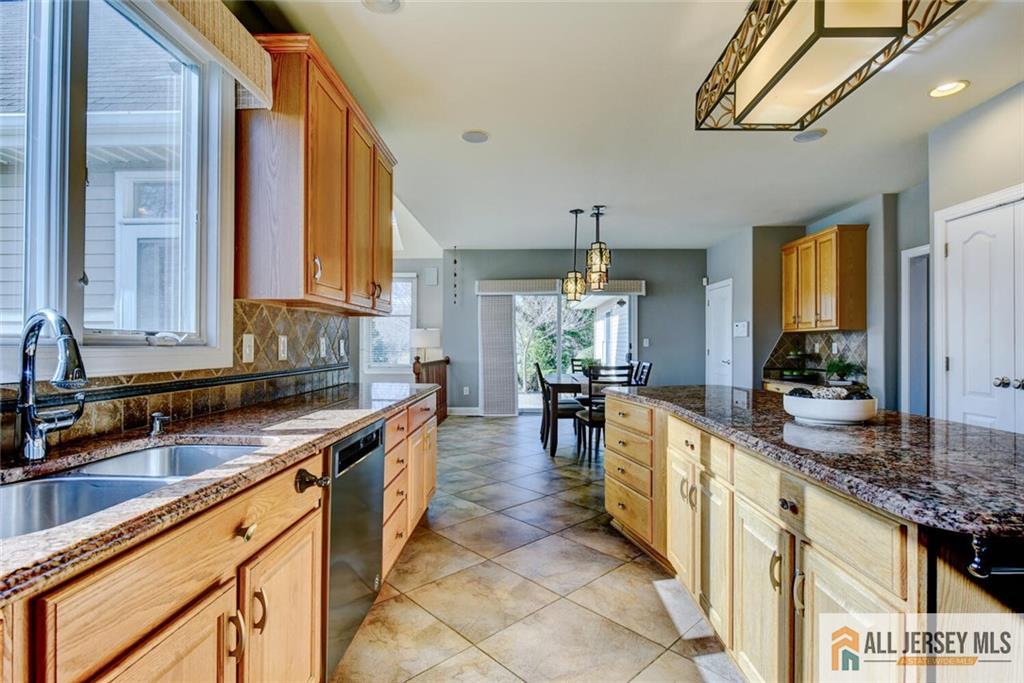 4 Stone Meadow Court, Plainsboro, NJ, 08536 image 38