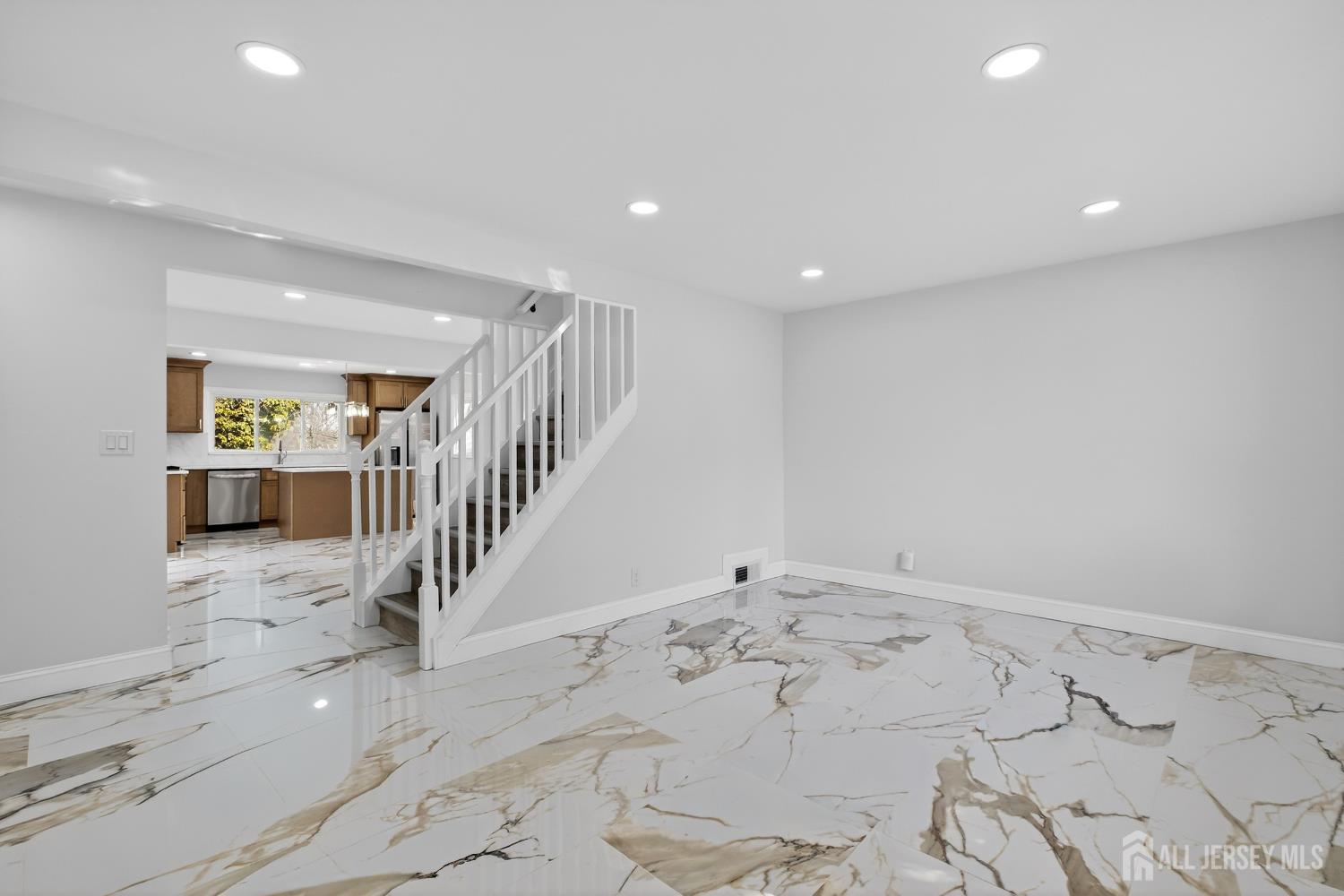 12 N Pennington Road, New Brunswick, NJ, 08901 image 25