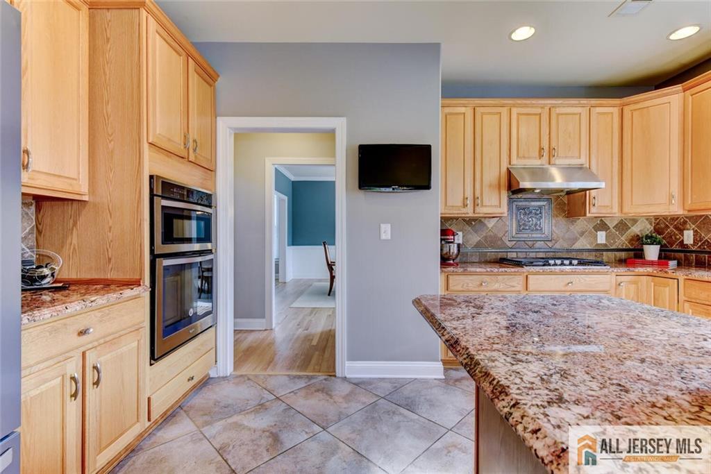 4 Stone Meadow Court, Plainsboro, NJ, 08536 image 33