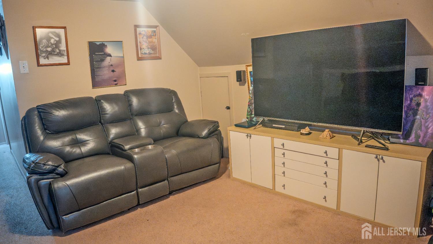 578 Sayre Avenue, Perth Amboy, NJ, 08861 image 18