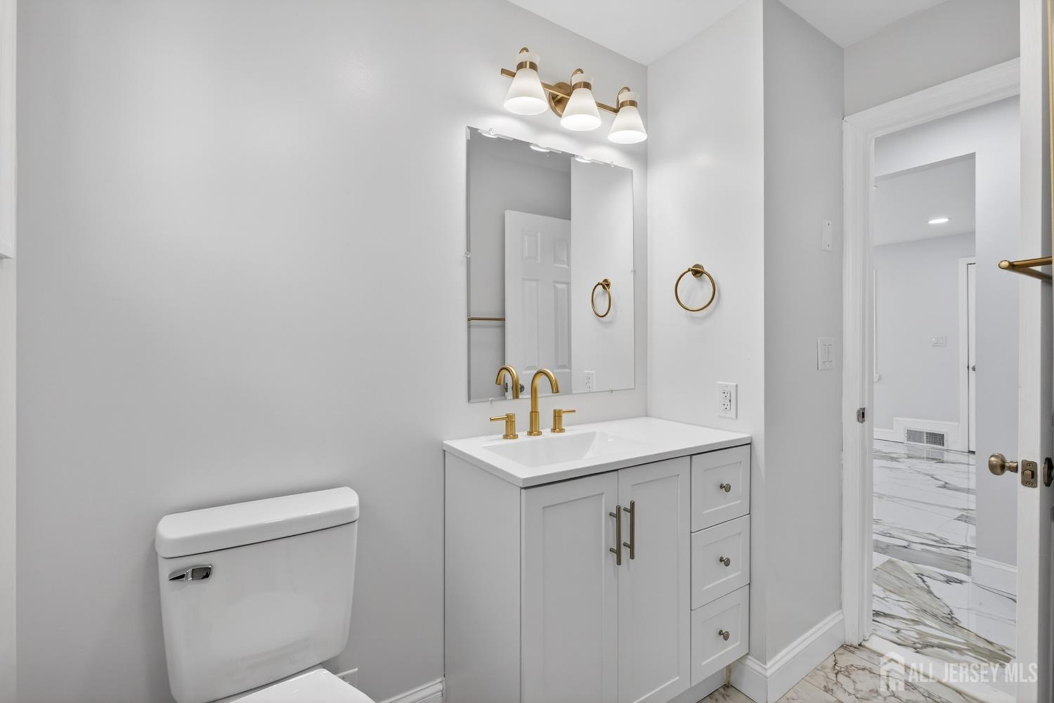 12 N Pennington Road, New Brunswick, NJ, 08901 image 22