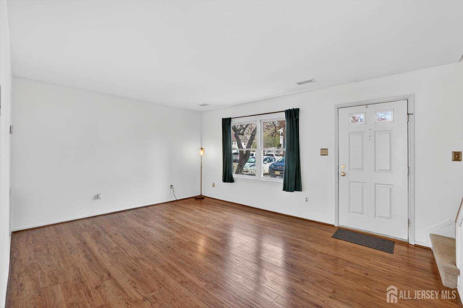 35 Dallenbach Lane Image 4