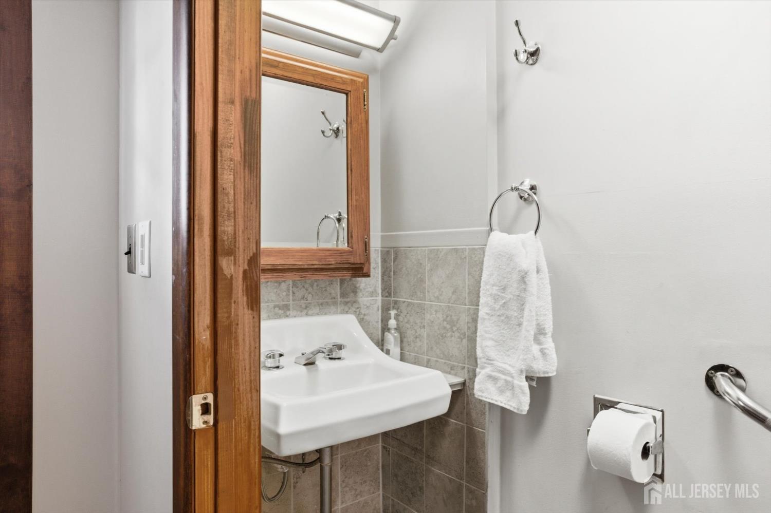 4121 Nottingham Way, Hamilton, NJ, 08690 image 8