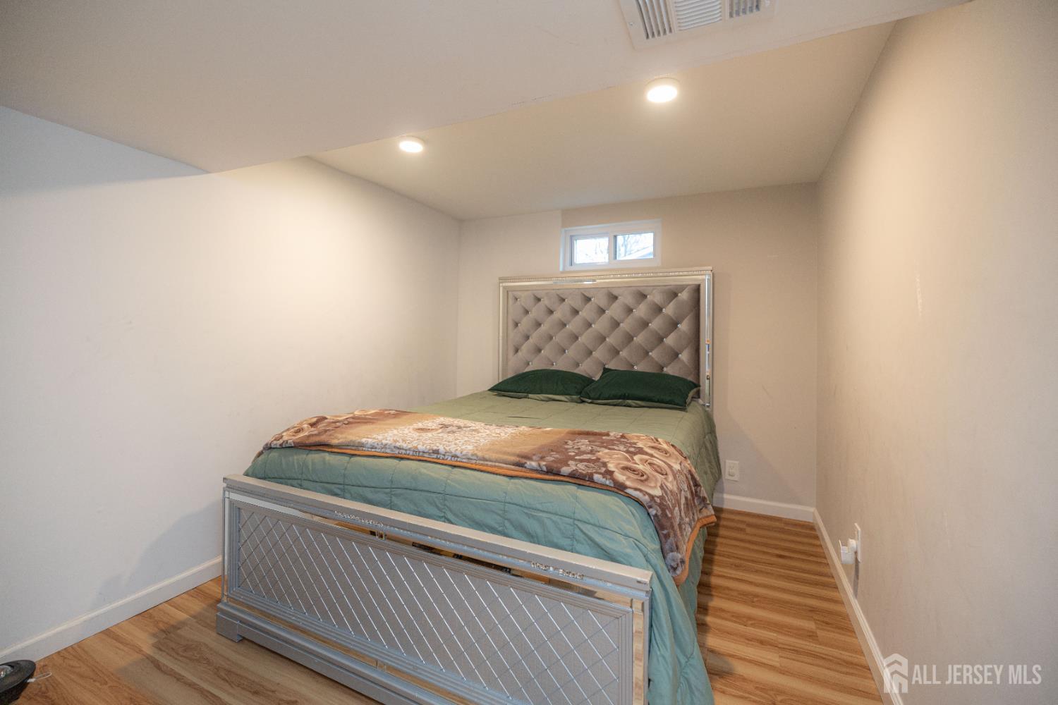 175 E Rosewood Lane, Port Reading, NJ, 07064 image 13