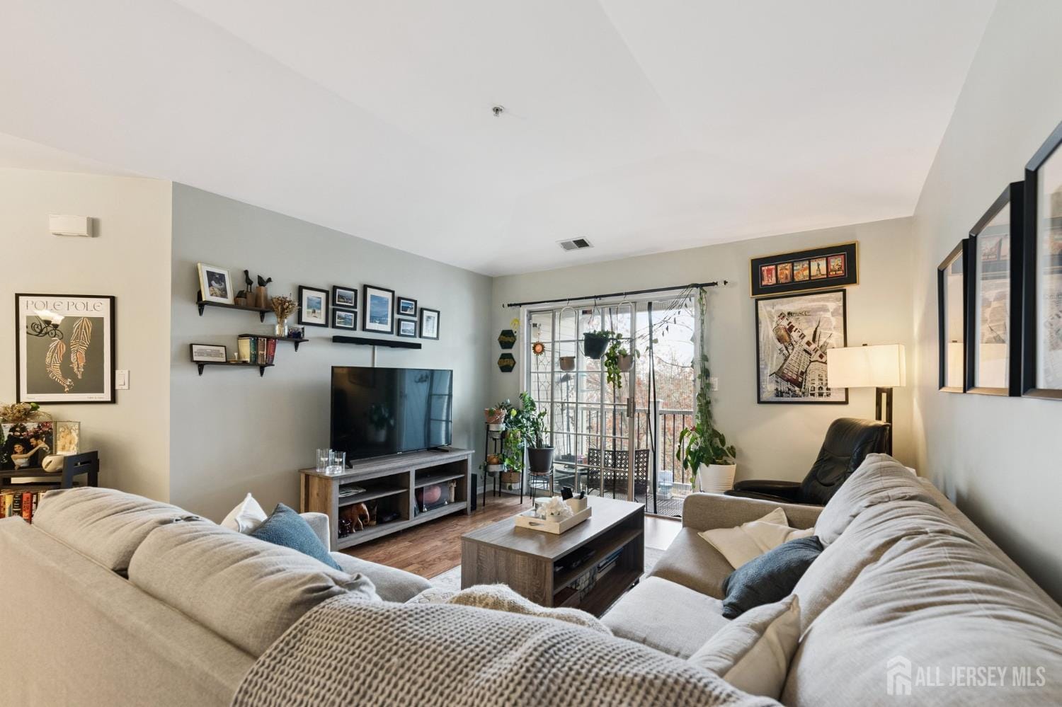 1634 Waterford Drive Image 5