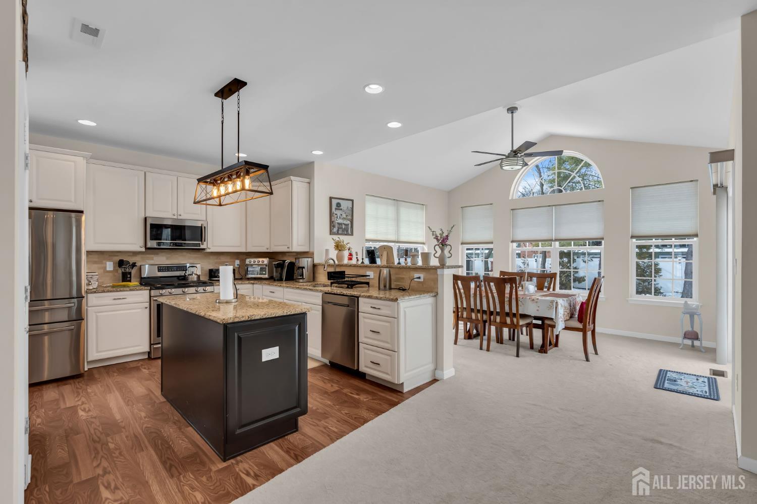 81 N Locust Avenue A, Evesham, NJ, 08053 image 23