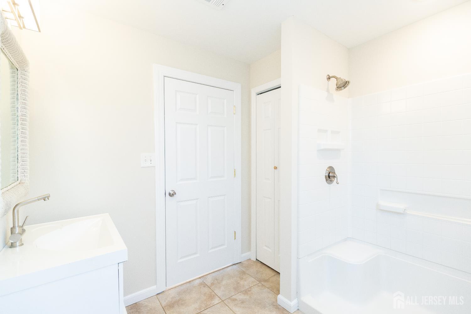 1605 Windrew Avenue, South Plainfield, NJ, 07080 image 45