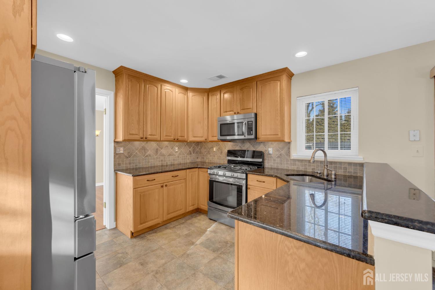 19 Cherrywood Drive, Piscataway, NJ, 08854 image 20