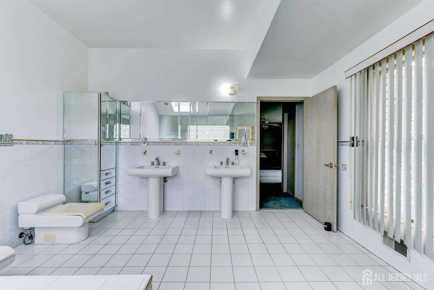 6 Keen Lane, Edison, NJ, 08820 image 21