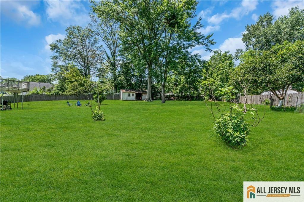 8 Whitehall Avenue, Edison, NJ, 08820 image 38