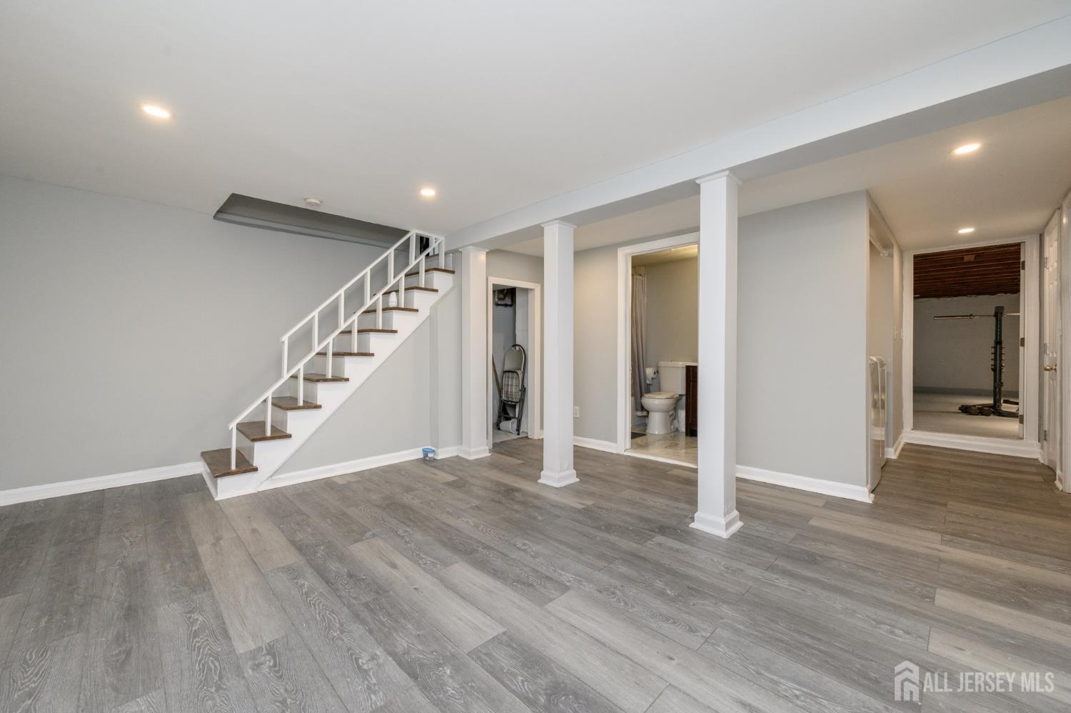 160 Carteret Avenue, Carteret, NJ, 07008 image 17