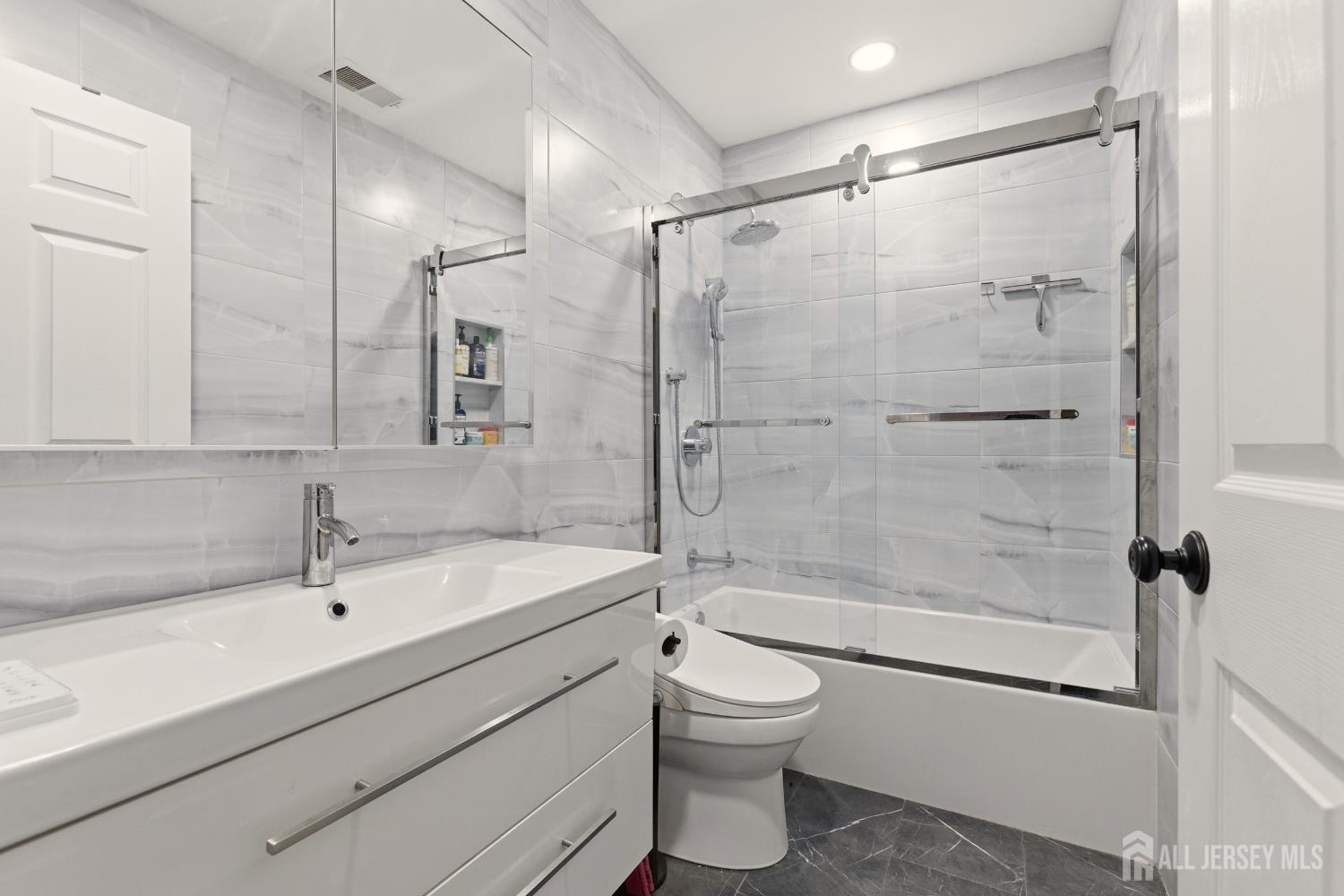 84 Drew Court, Manalapan, NJ, 07726 image 29