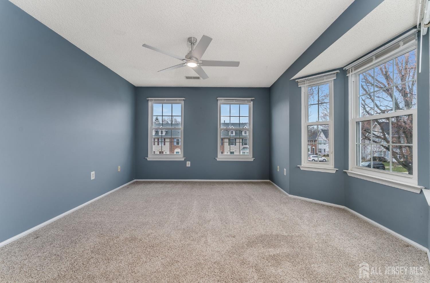 382 Hadleigh Lane, North Brunswick, NJ, 08902 image 15