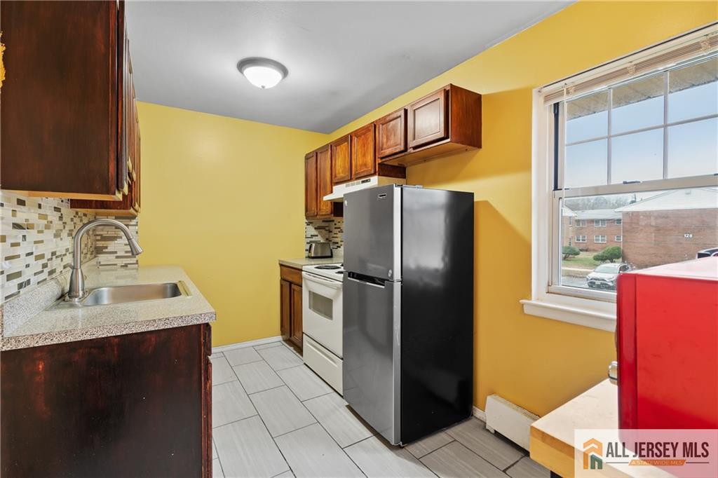 132 The Orchard L Image 5