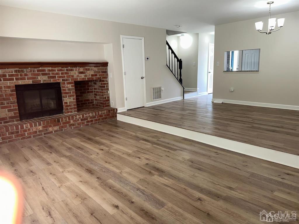 14 Albury Way Image 3