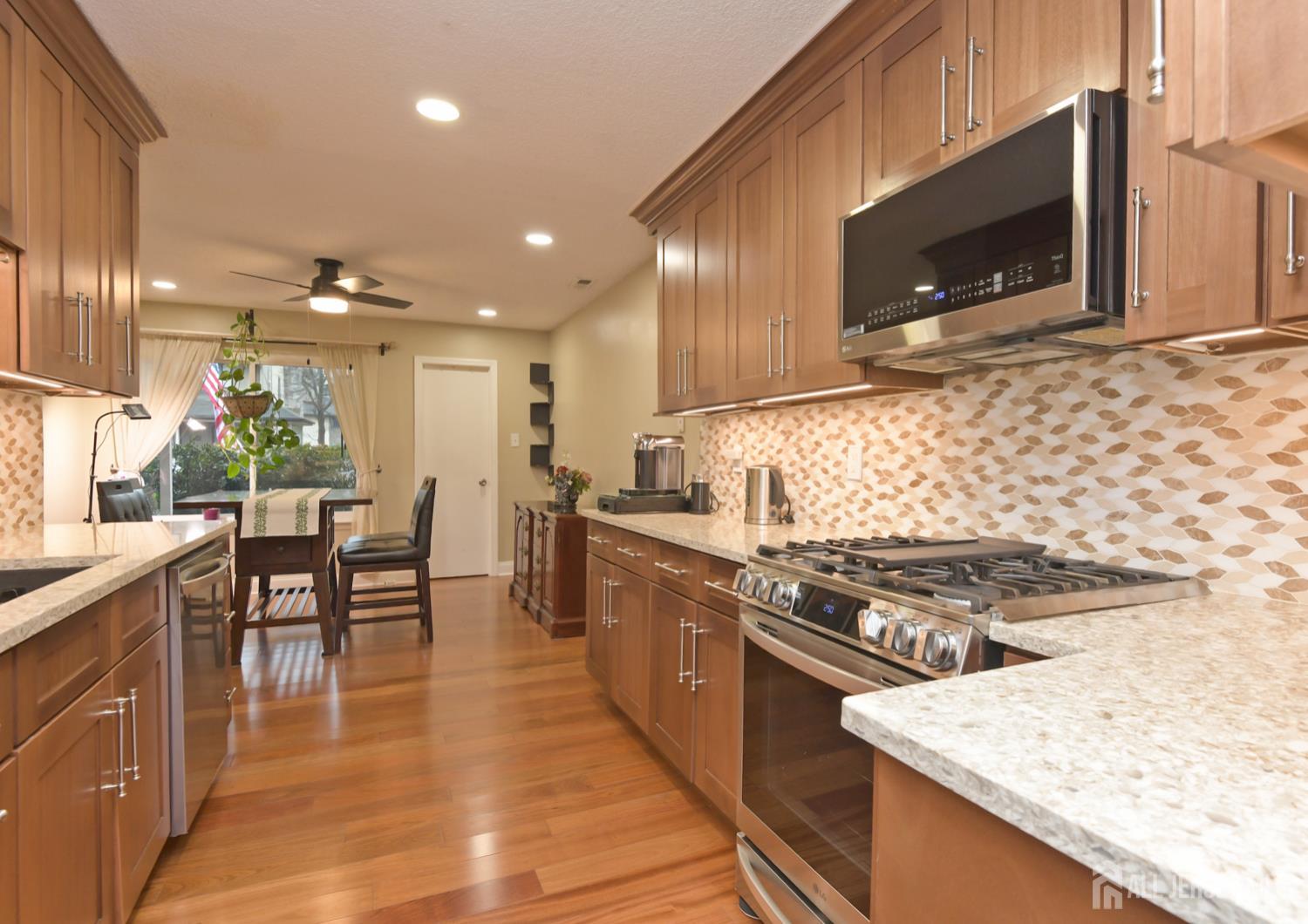 156 Hampshire Drive, Plainsboro, NJ, 08536 image 13