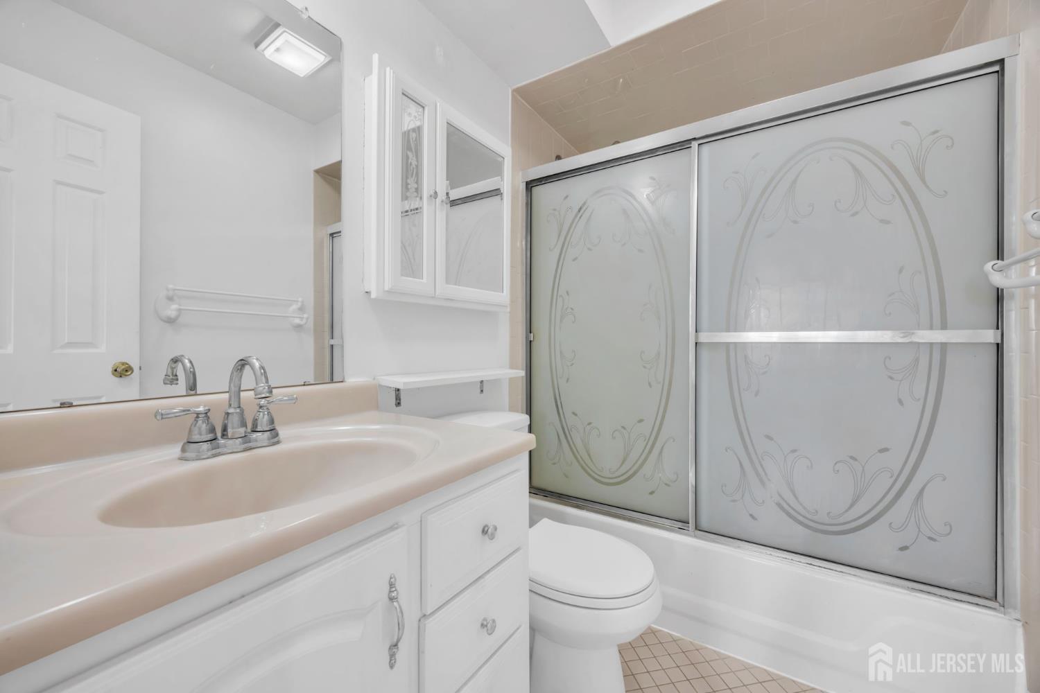 303 Michaels Court, Woodbridge Proper, NJ, 07095 image 15