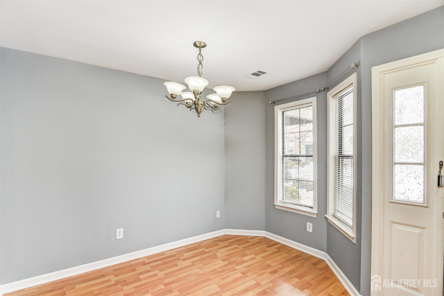 902 Harbor Club Drive Image 5