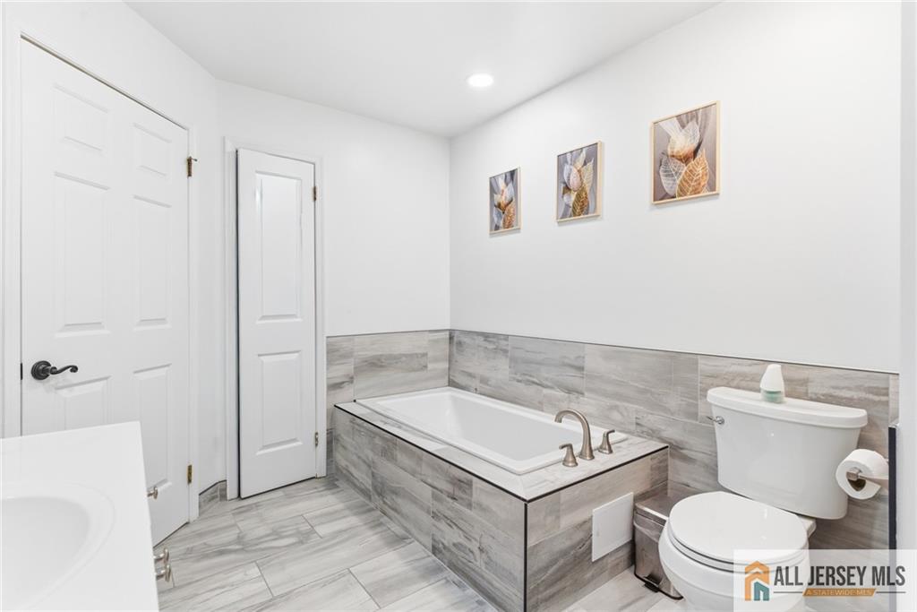 9 Barn Swallow Boulevard, Marlboro, NJ, 07746 image 40