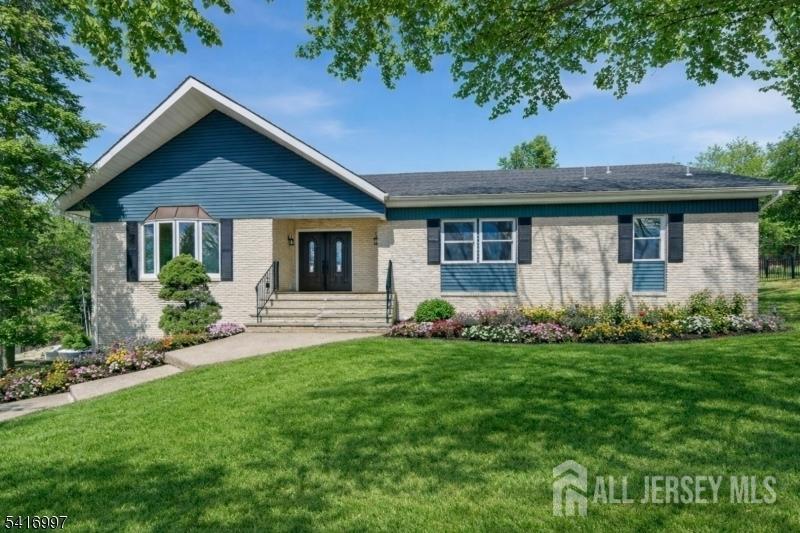 2 Rossi Drive Image 3