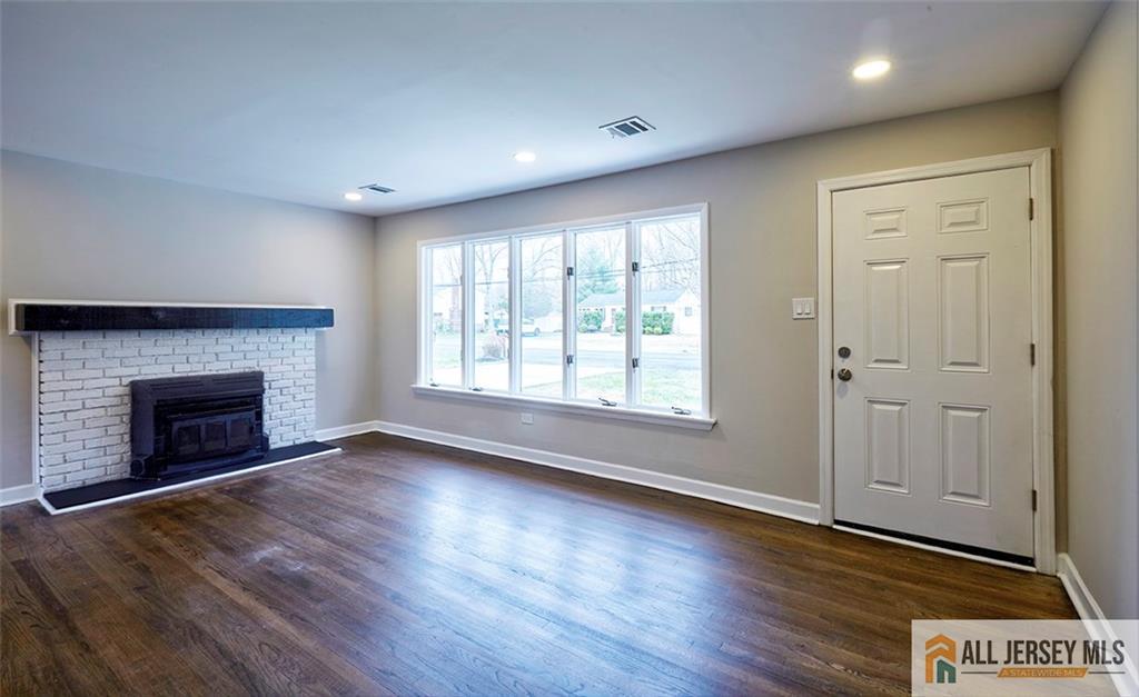 312 Matchaponix Road Image 4