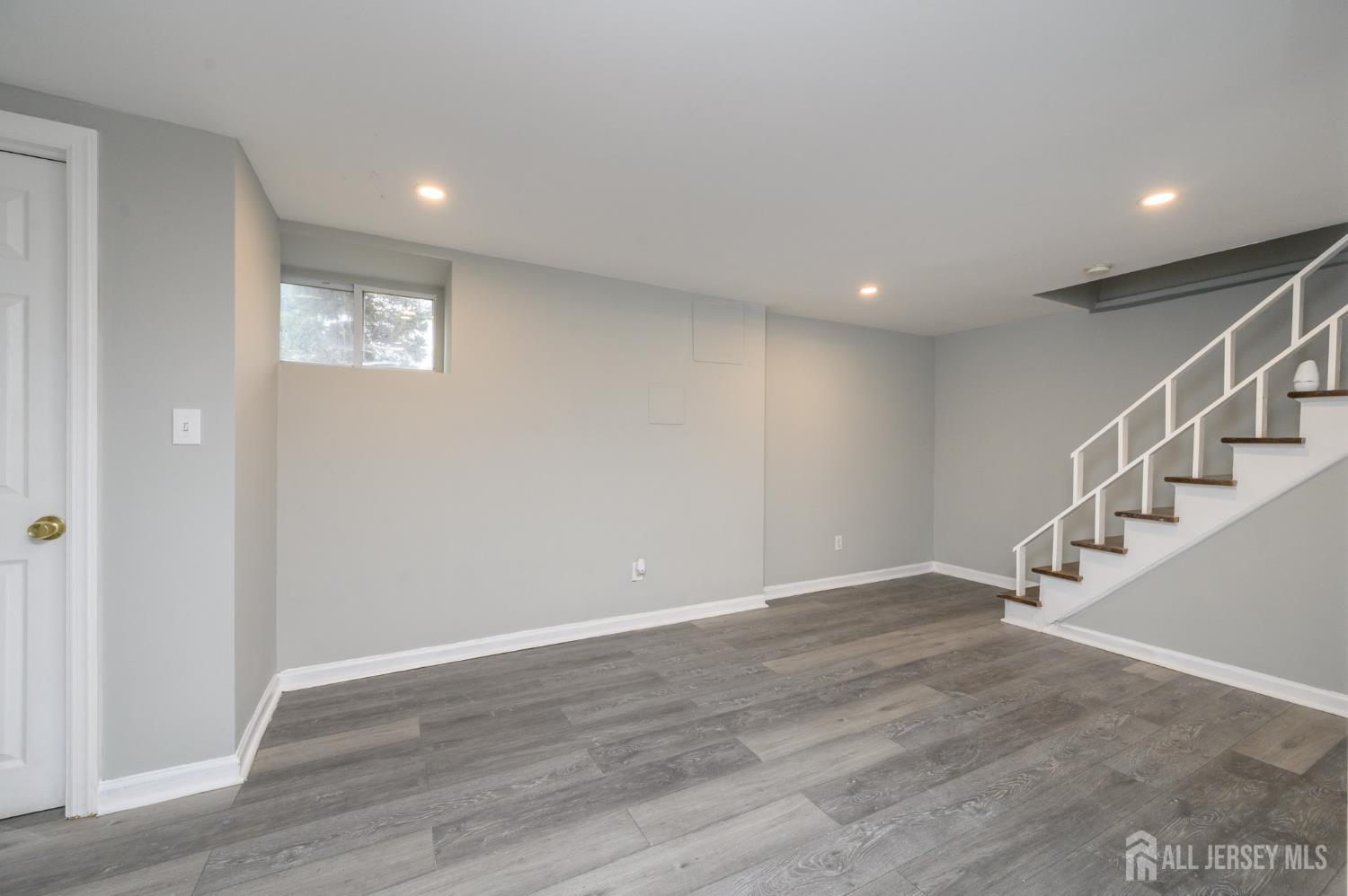 160 Carteret Avenue, Carteret, NJ, 07008 image 18