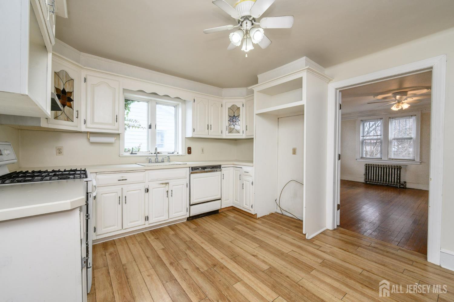 324 N 8th Avenue, Manville, NJ, 08835 image 9