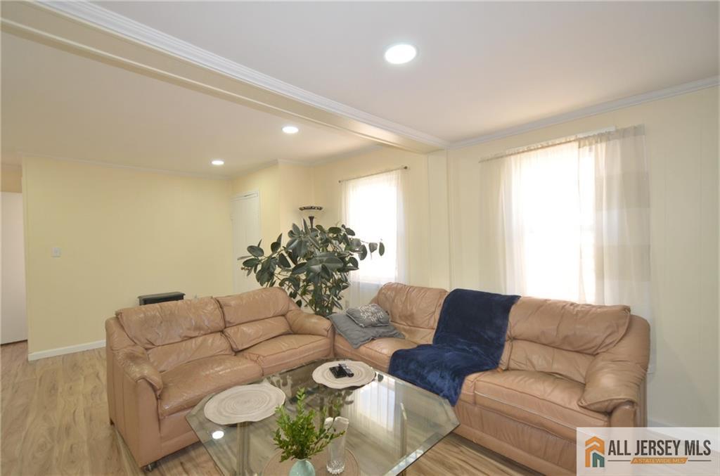 224 Gordon Street Image 5