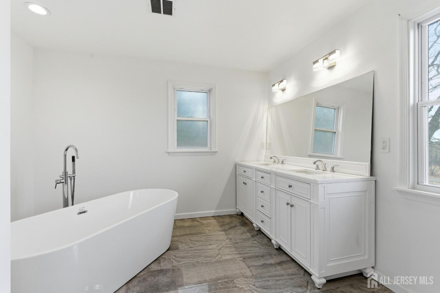 1 Rossi Drive, Clinton Town, NJ, 08809 image 15