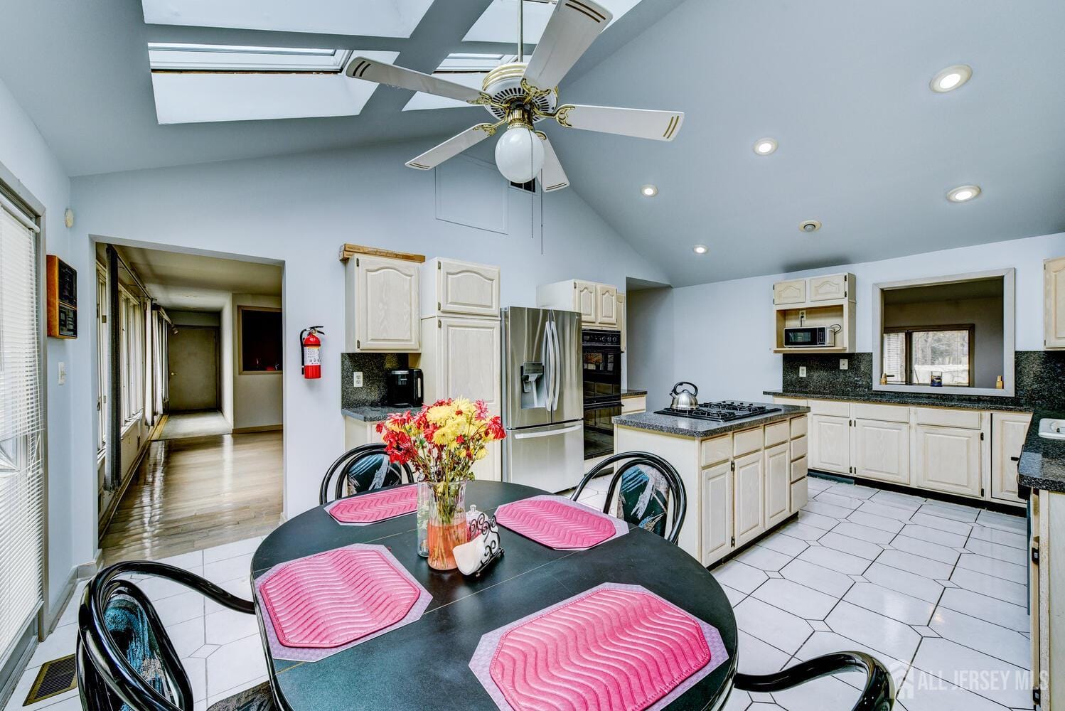 6 Keen Lane, Edison, NJ, 08820 image 15