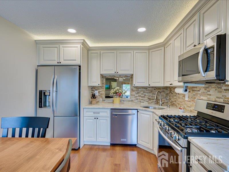 100 Goodwin Drive Image 2