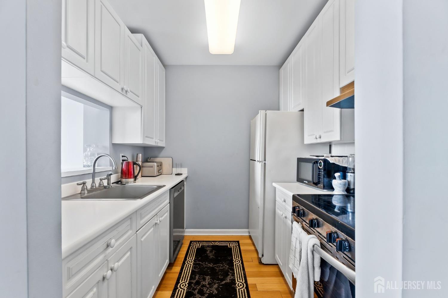 20 2nd Street 2601, Jersey City, NJ, 07302 image 9