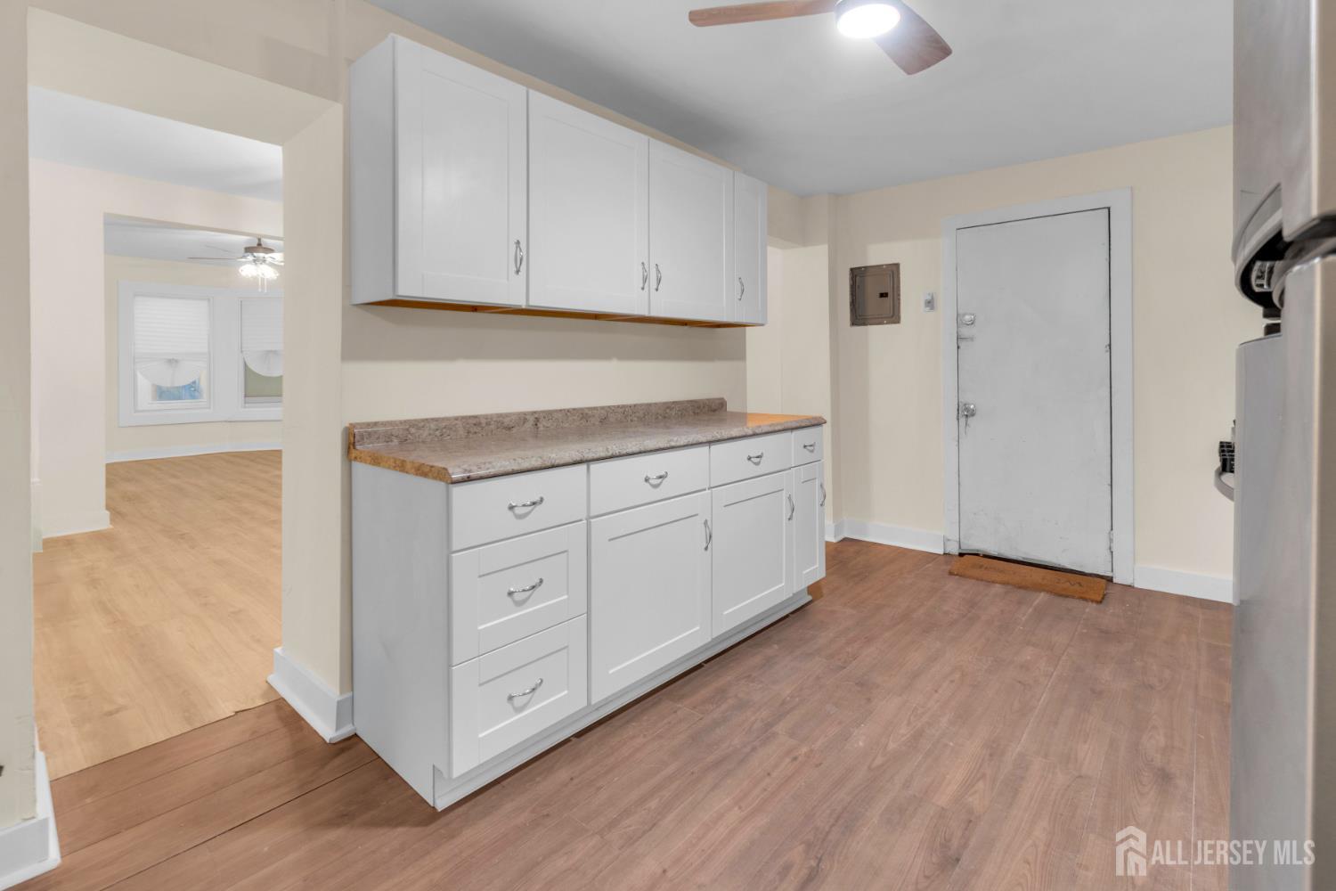 44 Stuyvesant Avenue, Newark, NJ, 07106 image 15