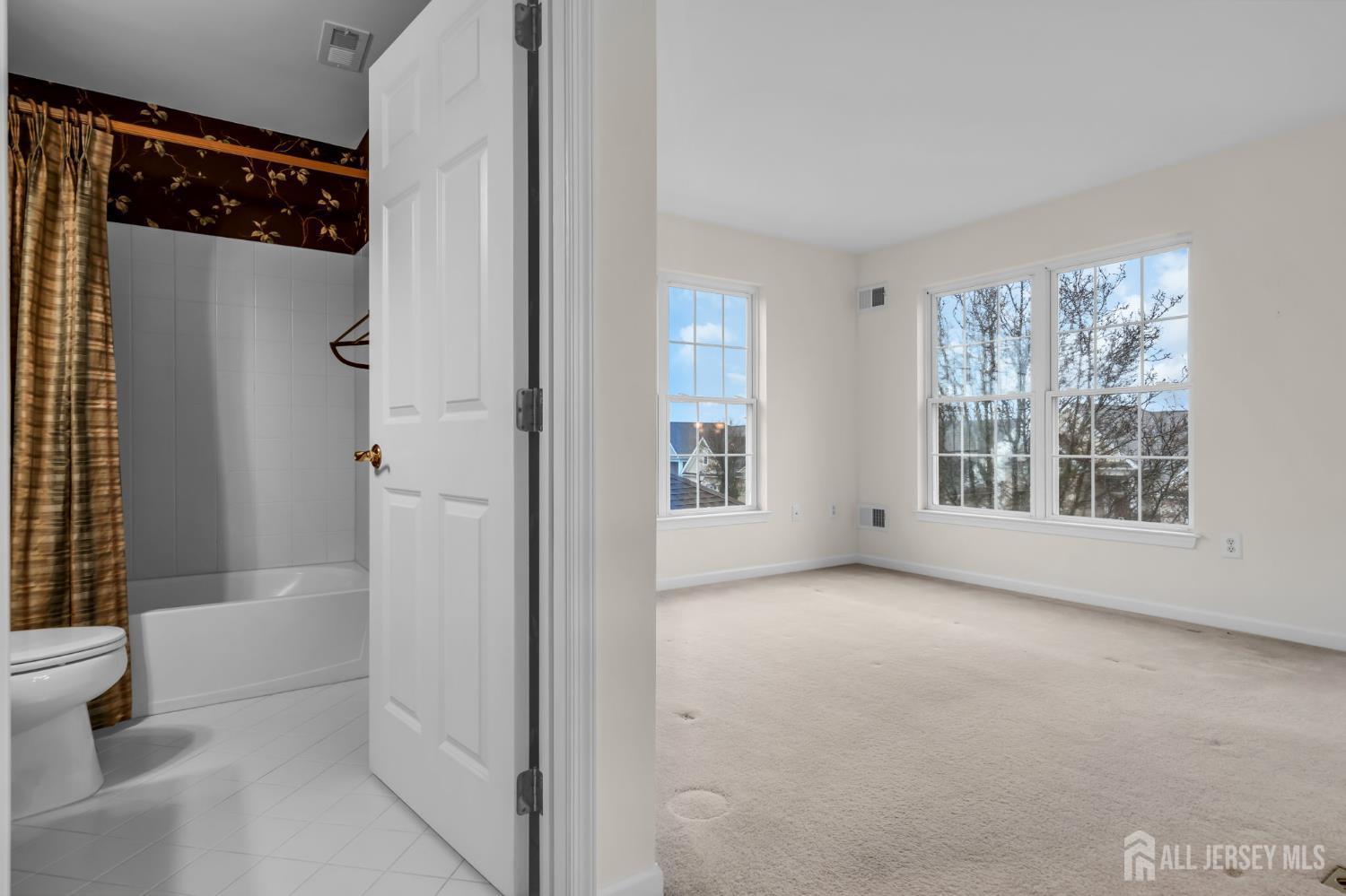 14 Harbor Town Way, Monroe, NJ, 08831 image 25