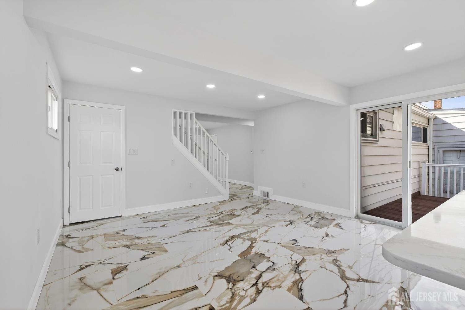 12 N Pennington Road, New Brunswick, NJ, 08901 image 34