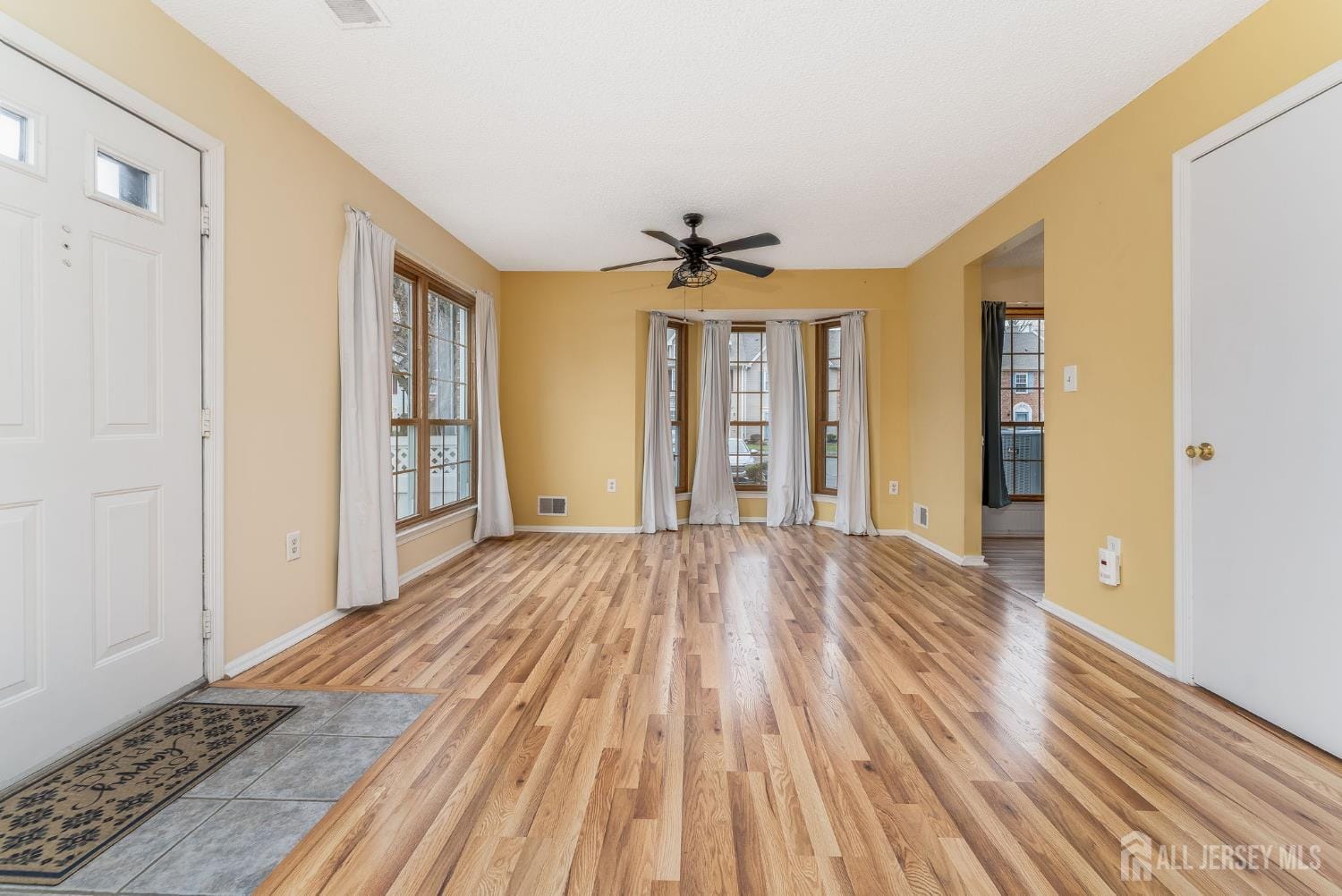 382 Hadleigh Lane Image 4