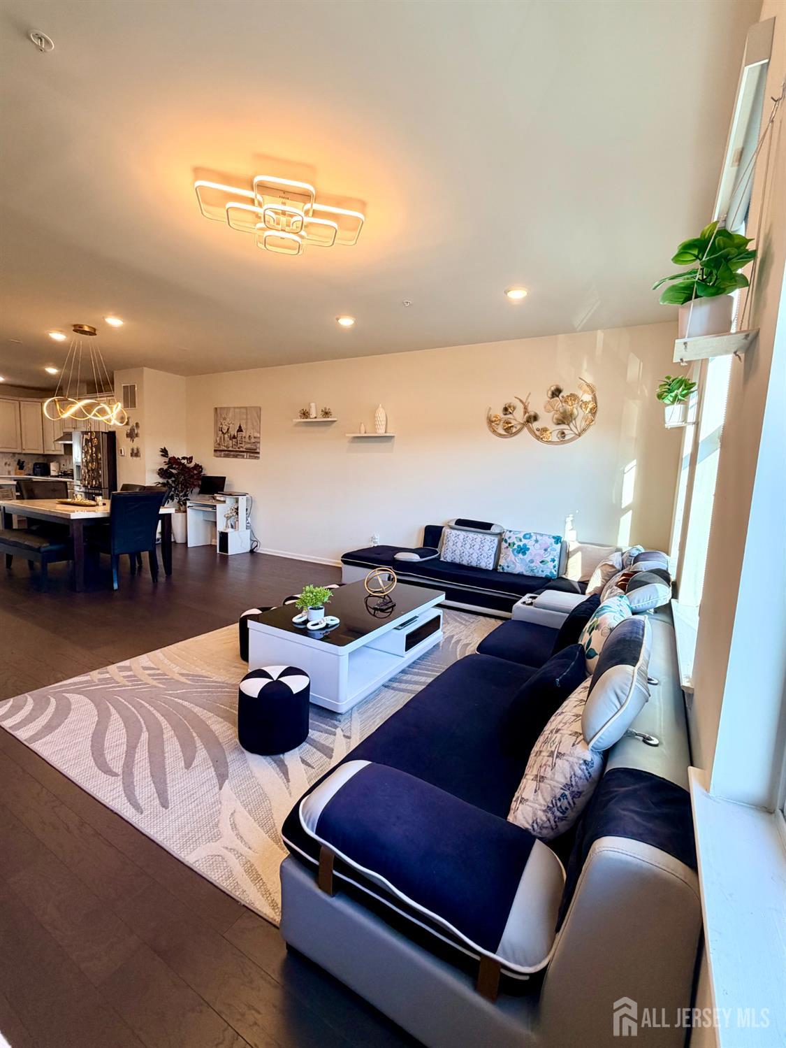 338 South Drive, North Brunswick, NJ, 08902 image 11