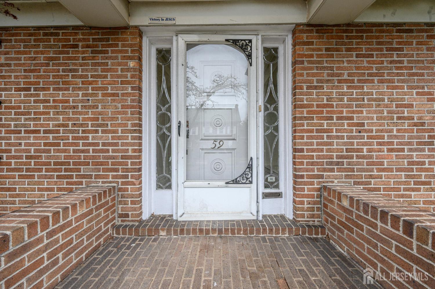 57-61 Pomona Avenue 61 Image 2