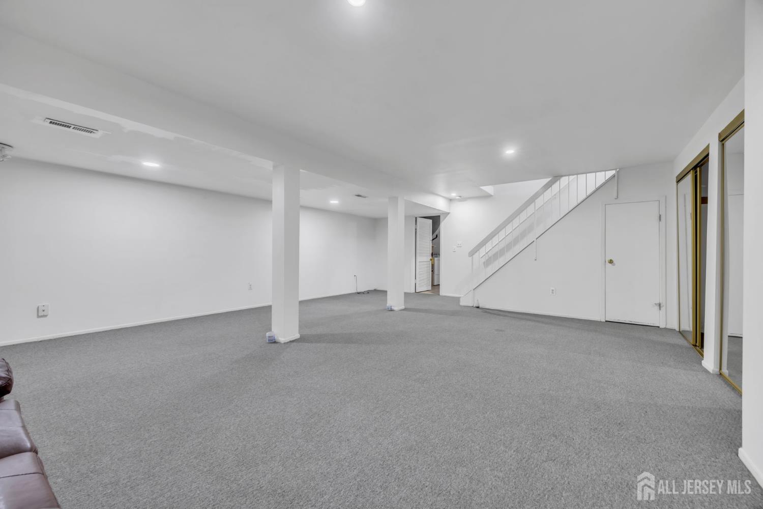 303 Michaels Court, Woodbridge Proper, NJ, 07095 image 22